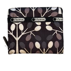 LeSportsac Tree Print Wallet Womens Zip Around Card Holder Nature Sporty